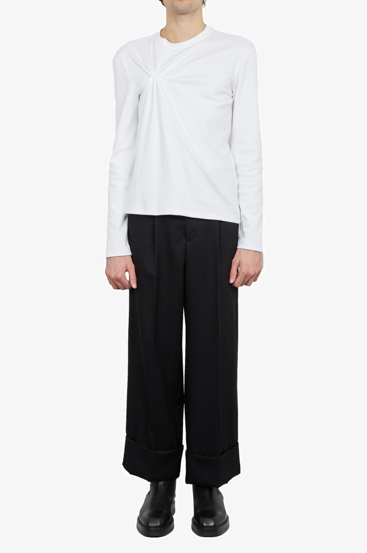 Pantalon ajusté avec ourlet retourné en laine